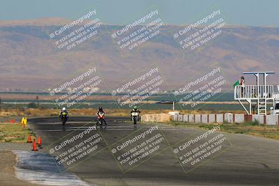 media/Aug-13-2023-CRA (Sun) [[1cfc37a6fb]]/Race 3 600 Superbike/Race/